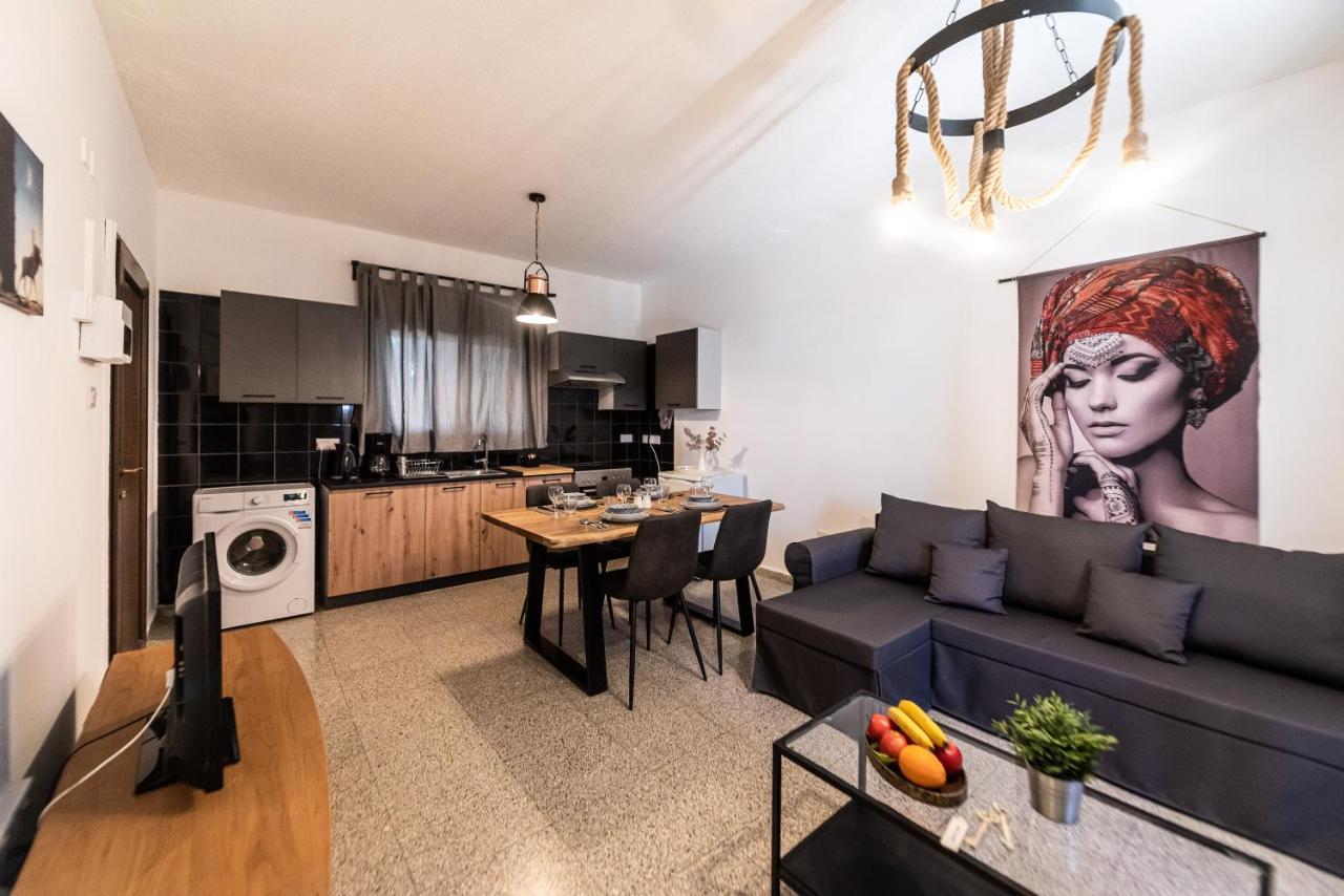 Serenityone - Centrally Located One Bedroom Apt ไอยานาปา ภายนอก รูปภาพ