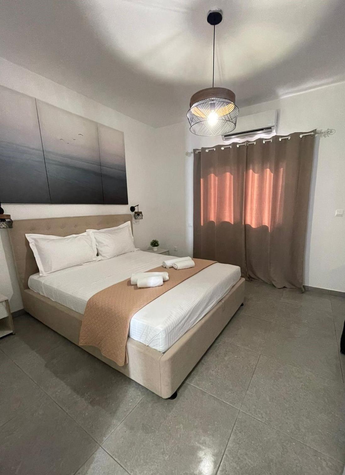 Serenityone - Centrally Located One Bedroom Apt ไอยานาปา ภายนอก รูปภาพ