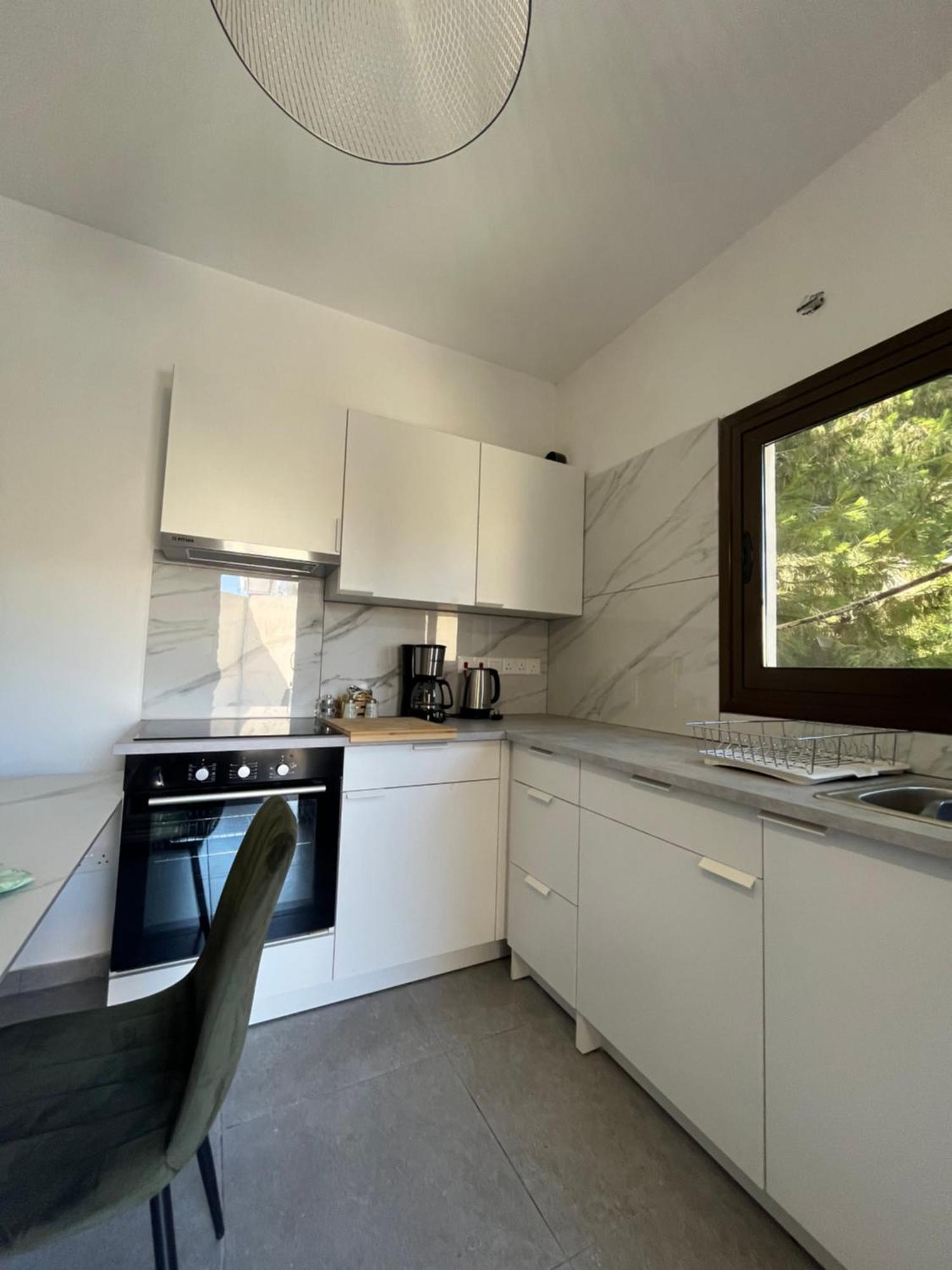 Serenityone - Centrally Located One Bedroom Apt ไอยานาปา ภายนอก รูปภาพ