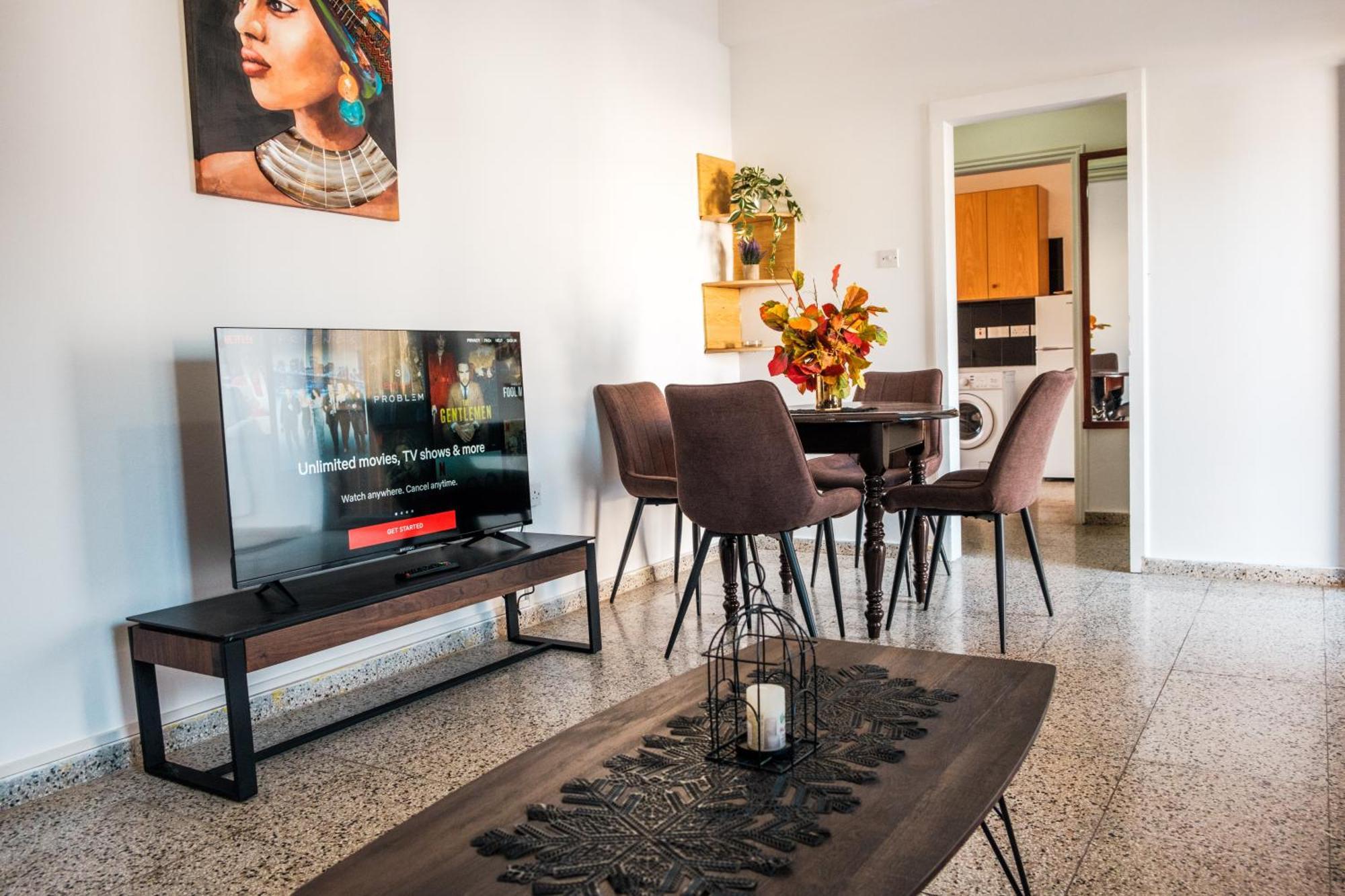 Serenityone - Centrally Located One Bedroom Apt ไอยานาปา ภายนอก รูปภาพ